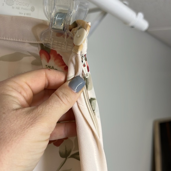 Vintage 90’s Floral Skirt- 4 - Picture 3 of 4